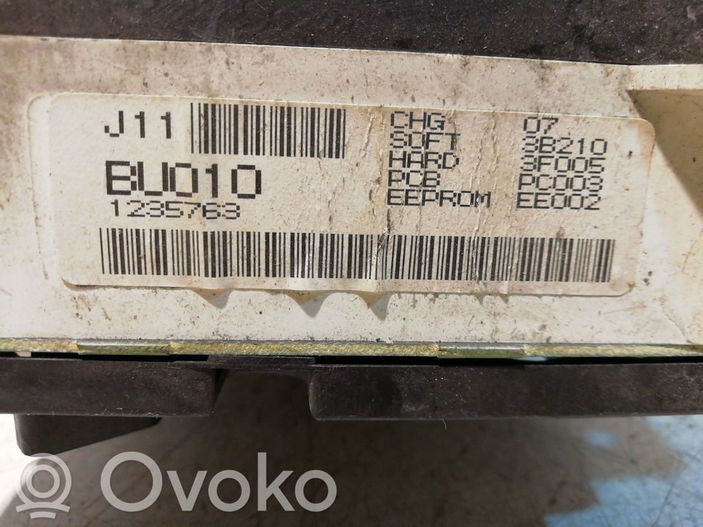 Nissan Almera Tino Vitezometru (grup de instrumente) 