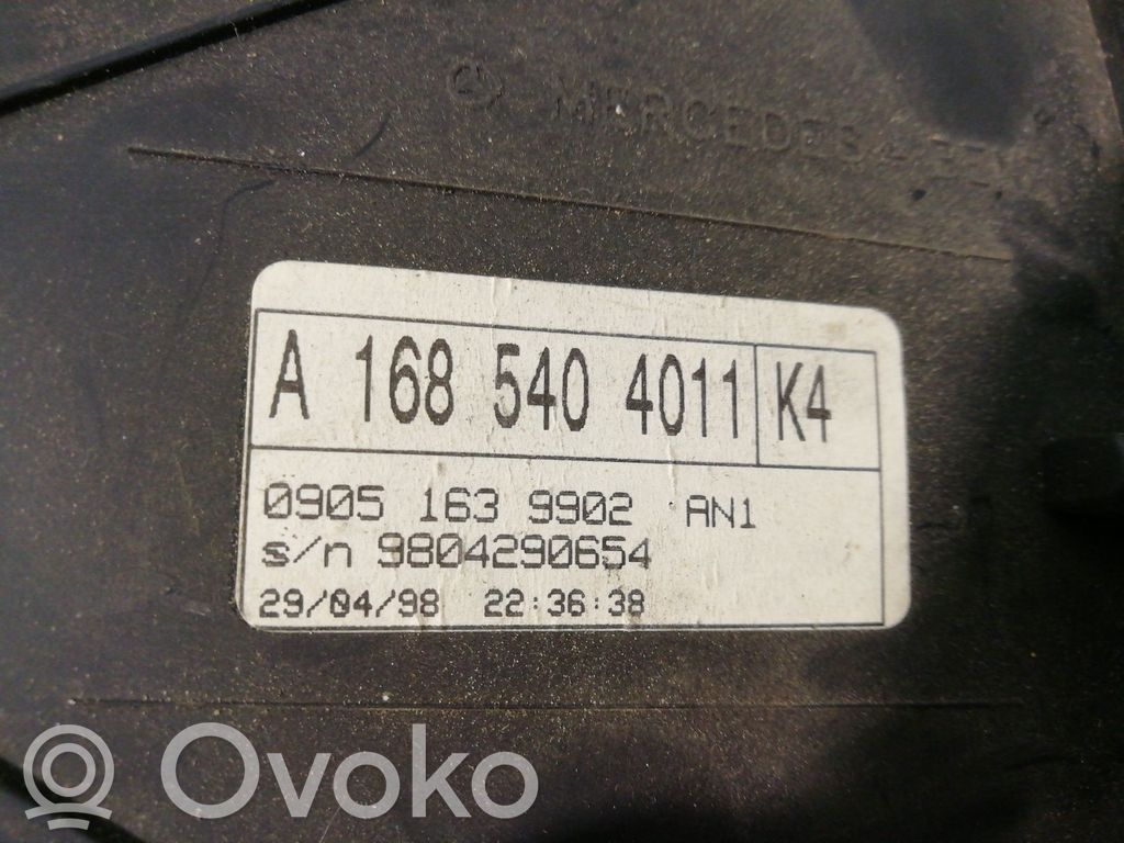 Mercedes-Benz A W168 Licznik / Prędkościomierz 
