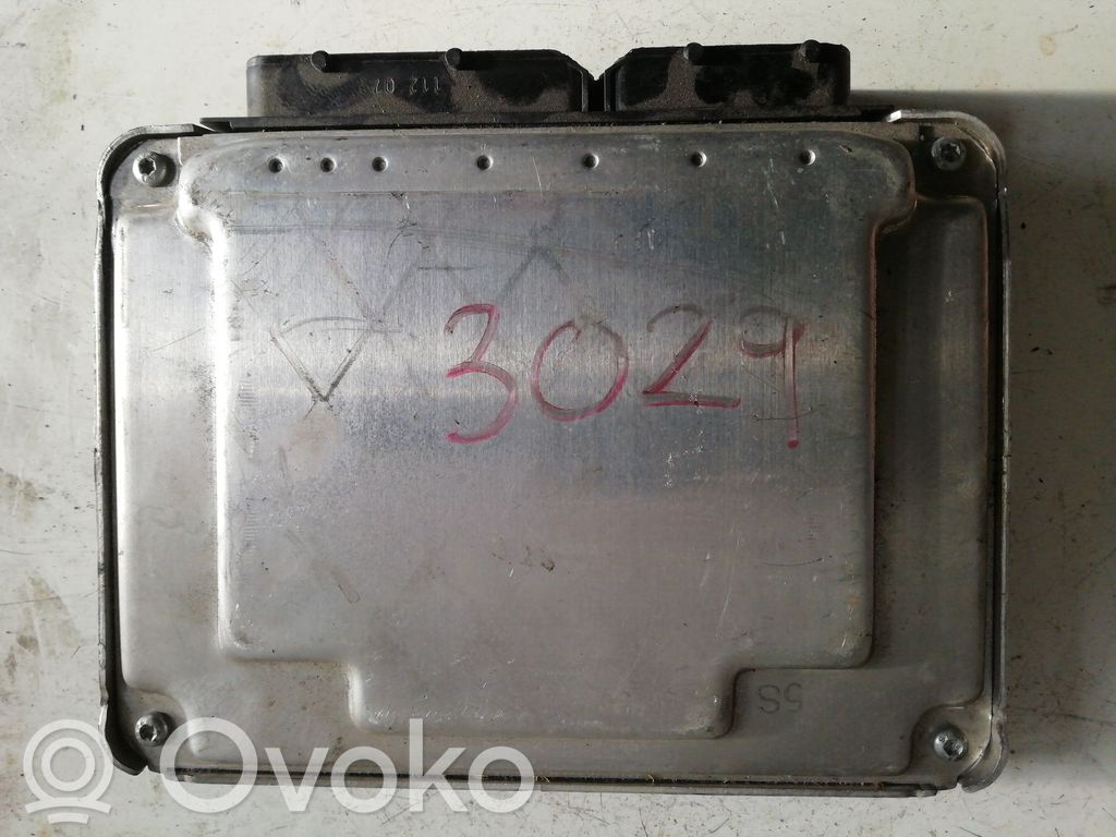 Volkswagen Polo III 6N 6N2 6NF Unitate control motor/modul ECU 