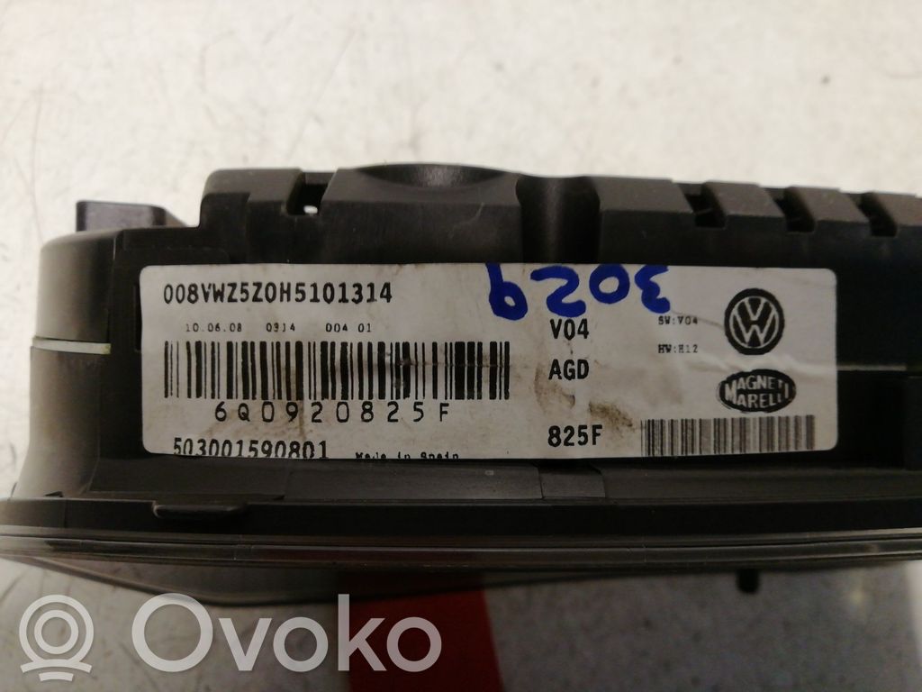 Volkswagen Polo III 6N 6N2 6NF Vitezometru (grup de instrumente) 