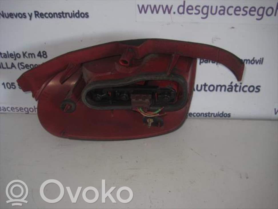 Peugeot 306 Bec lampă spate 