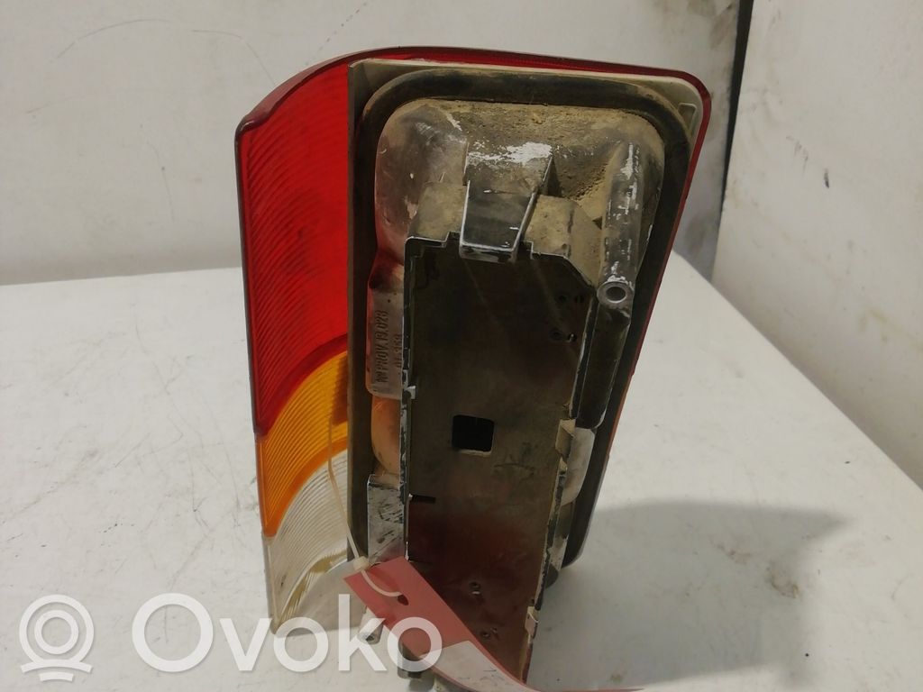 Lámpara de faros/luces traseros   19709334