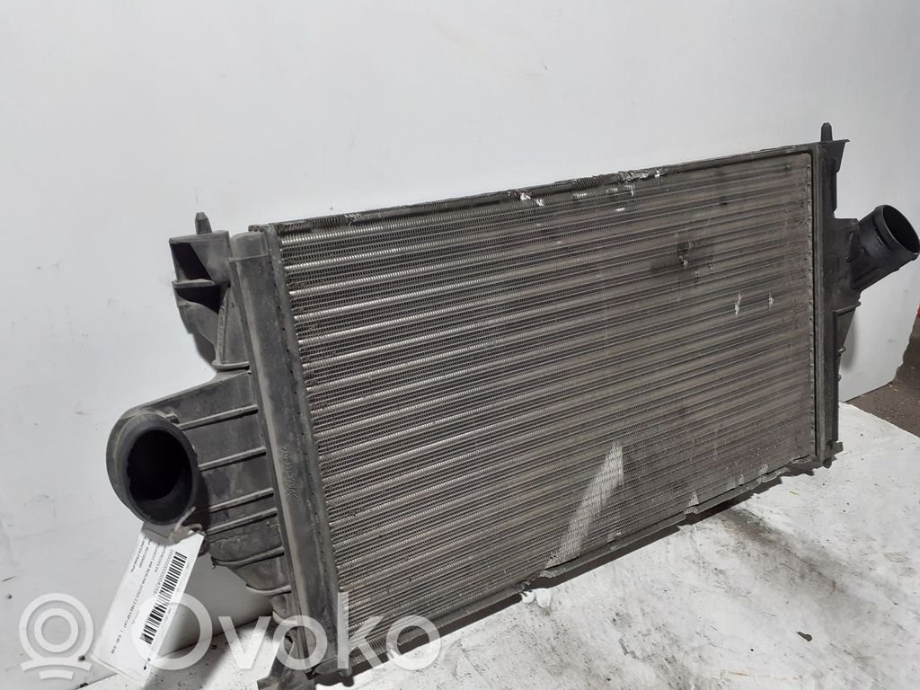 Peugeot 406 Interkūlerio radiatorius 
