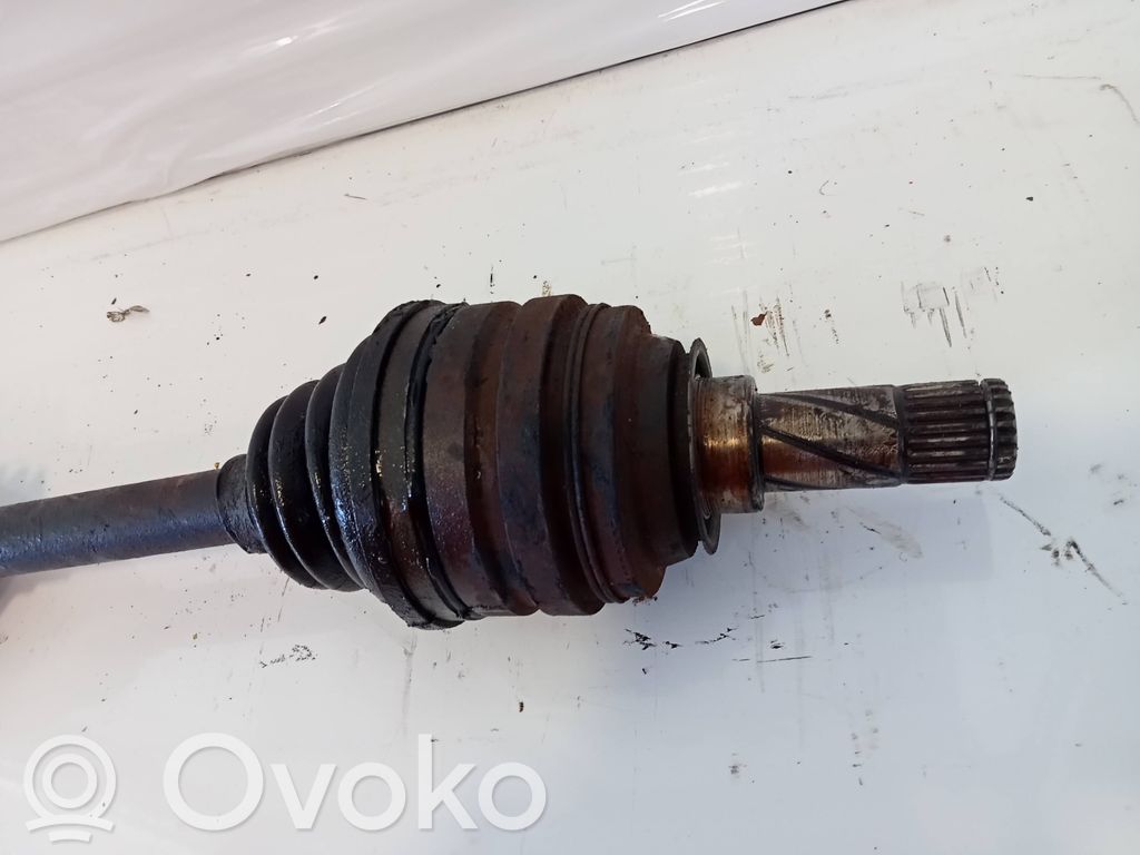 Opel Corsa B Półoś przednia
