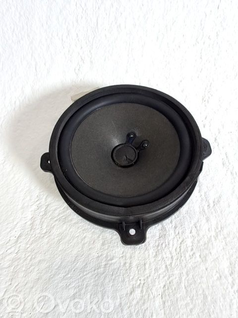 Etuoven kaiutin   25907869