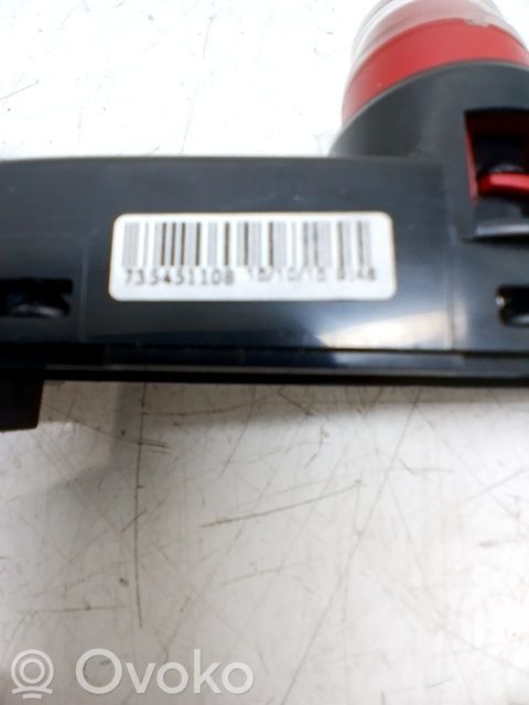 Botón interruptor de luz de peligro   735451108