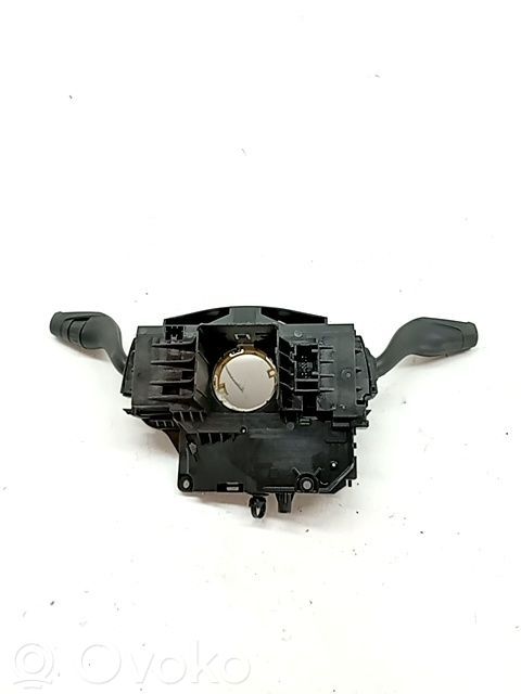 Ford Transit -  Tourneo Connect Pulsanti/interruttori sul volante 