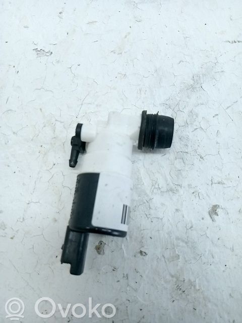 Windscreen/windshield washer pump   9820770480