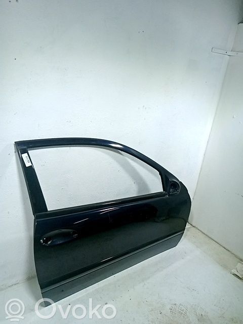 Puerta delantera   A2037200605
