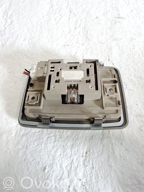 Chevrolet Captiva Rivestimento della console di illuminazione installata sul rivestimento del tetto 
