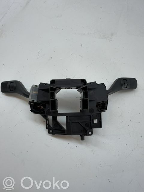 Ford Focus Boutons / interrupteurs volant 