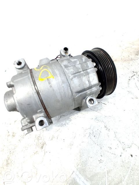 Ilmastointilaitteen kompressorin pumppu (A/C)   97701G4400