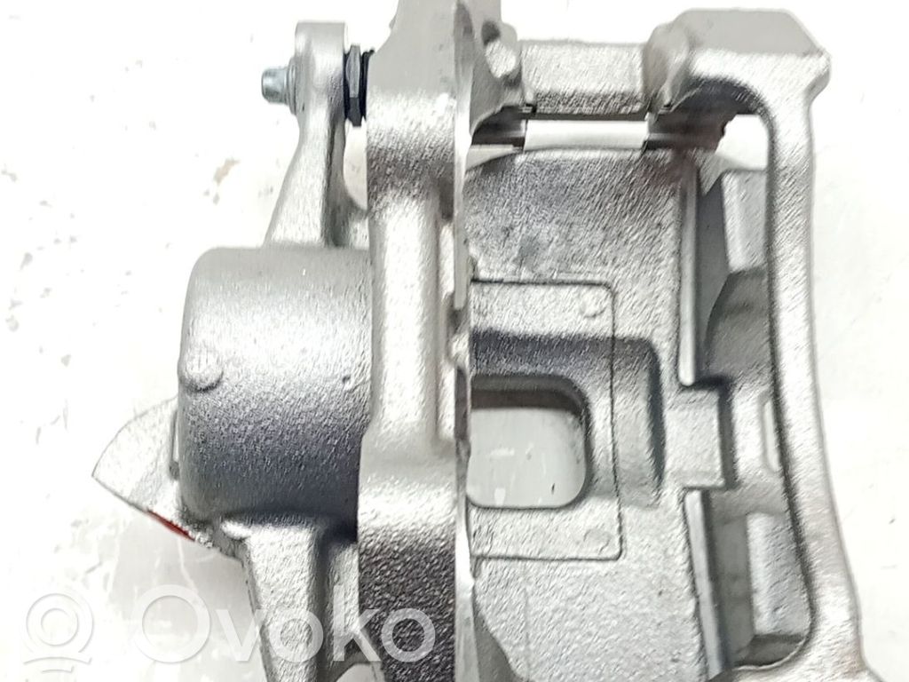 Front brake caliper   1681371380