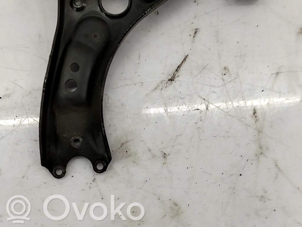Seat Leon (1P) Supporto per montante superiore anteriore