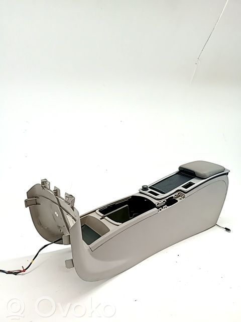 Keskikonsoli   39804567