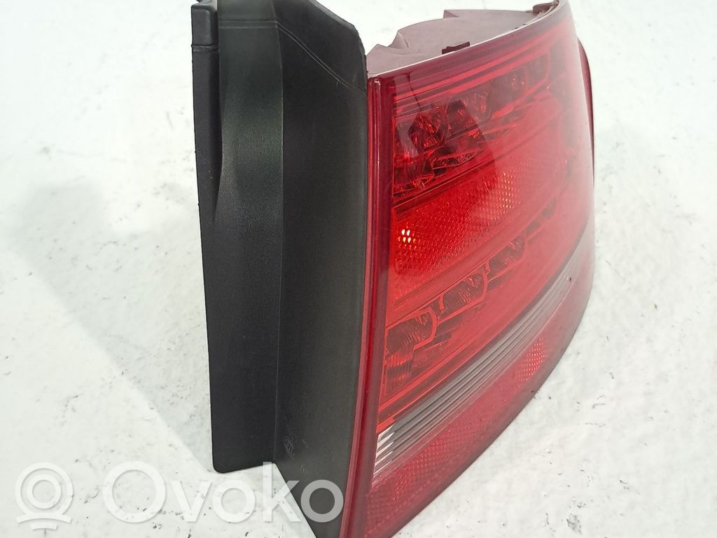 Audi A4 S4 B8 8K Takavalon polttimo 