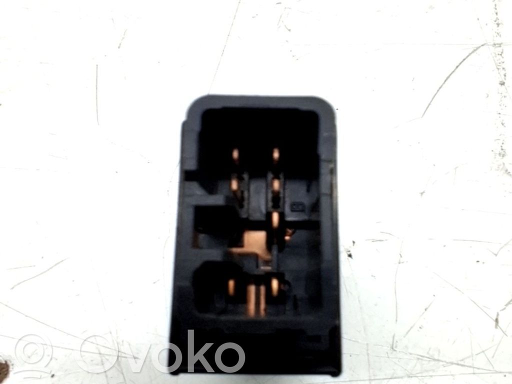Interruptor del elevalunas eléctrico   935803E2008Y