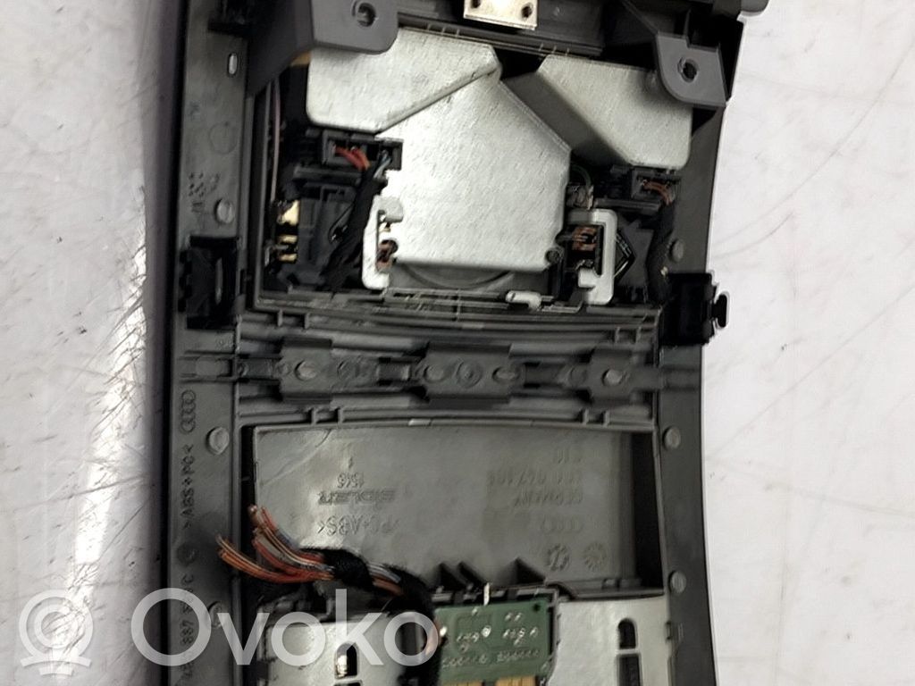 Panel oświetlenia wnętrza kabiny   4B0947303D1EU,4B09471591EU