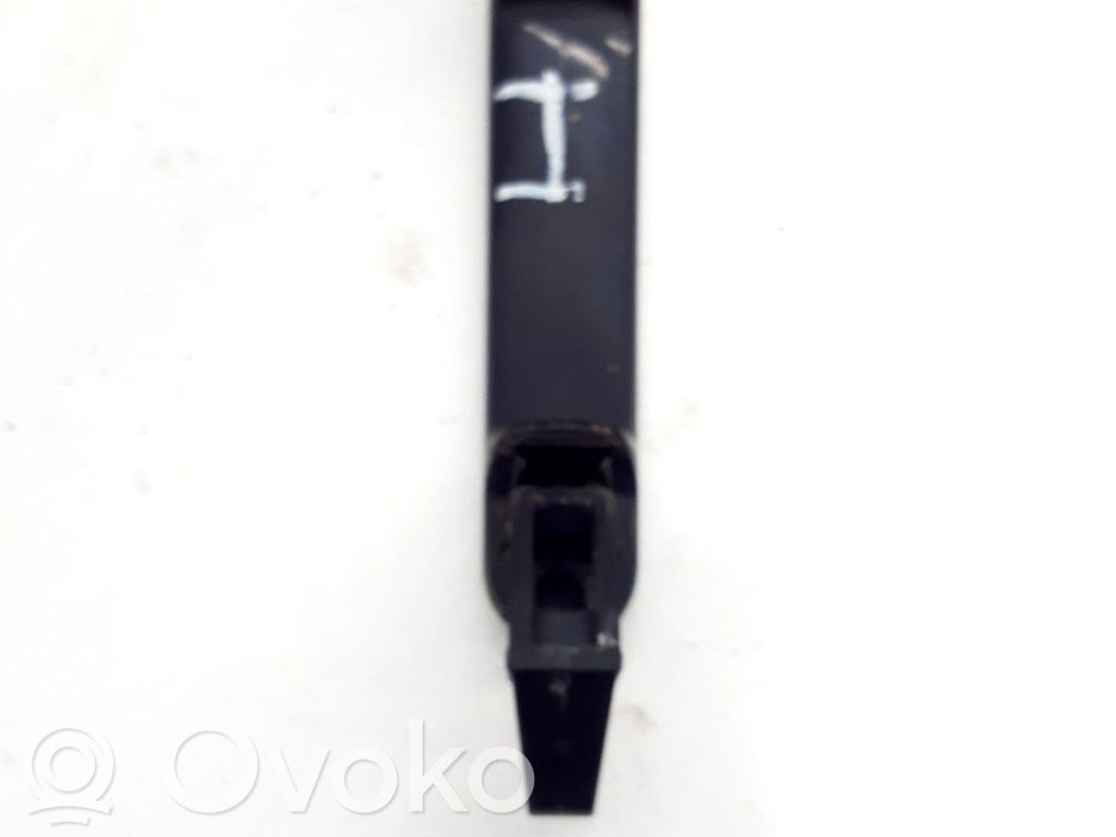 Manecilla externa puerta delantera   3B0837885K