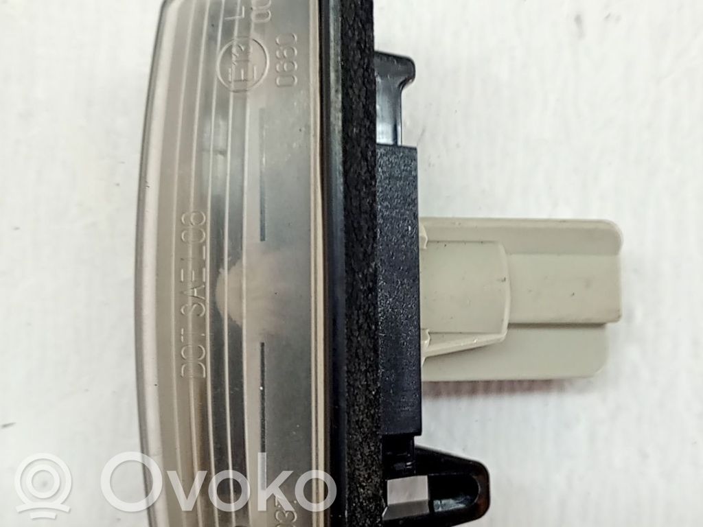 Number plate light   265109Y00A