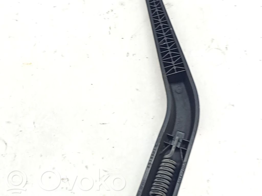 Brazo del limpiaparabrisas trasero   287813VU0A