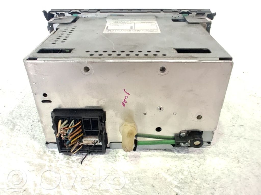 Radio / CD-Player / DVD-Player / Navigation   1818661,8M5T18C815DD