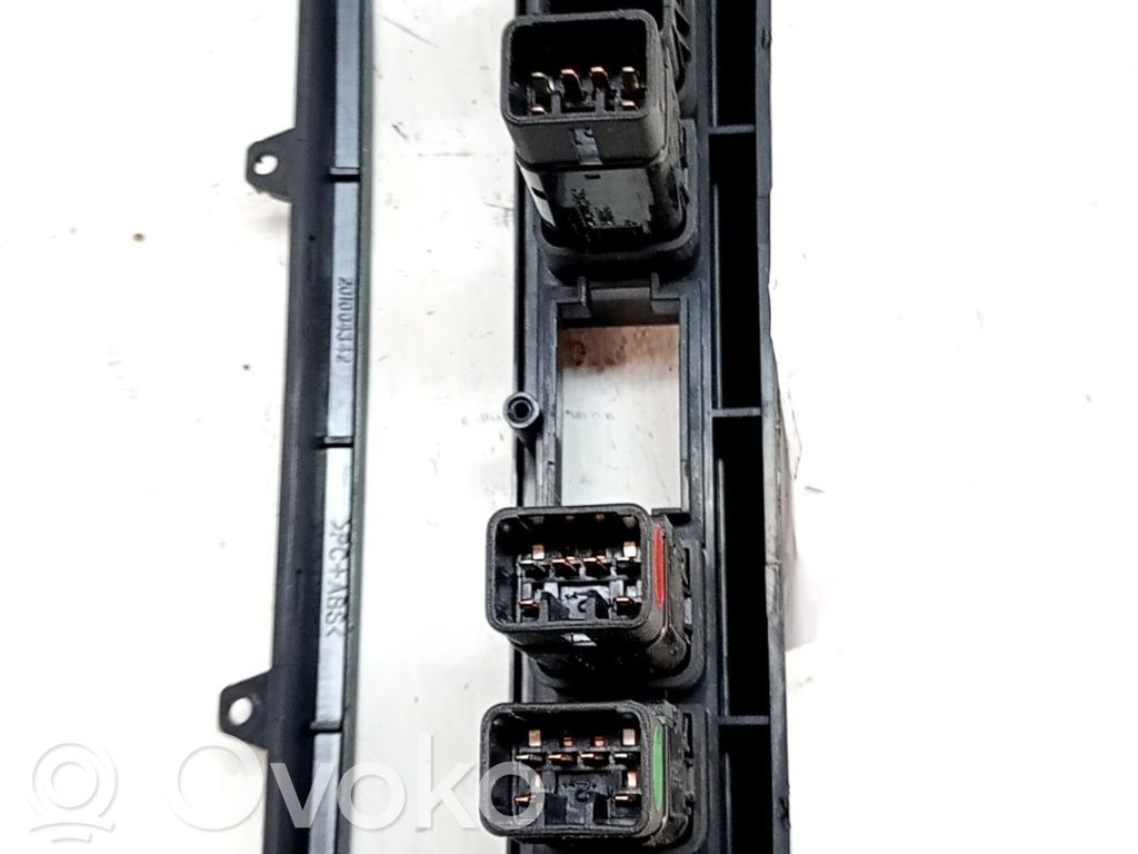 KIA Sorento Pulsanti/interruttori sul volante