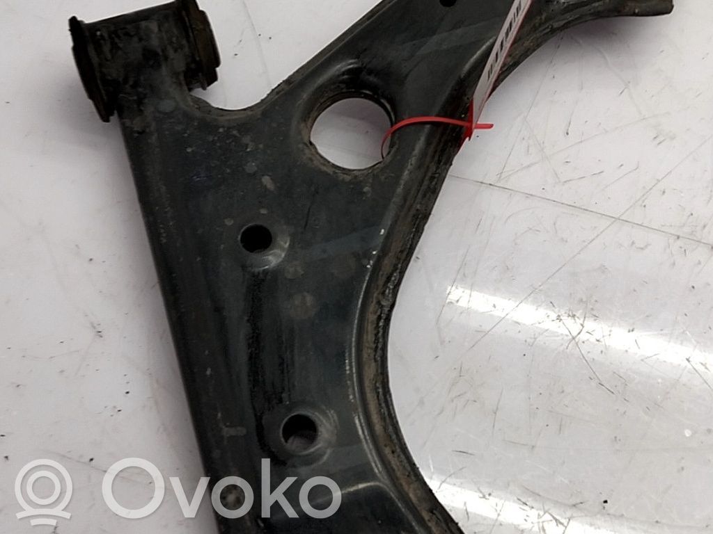 Opel Corsa D Basculă inferioară față 