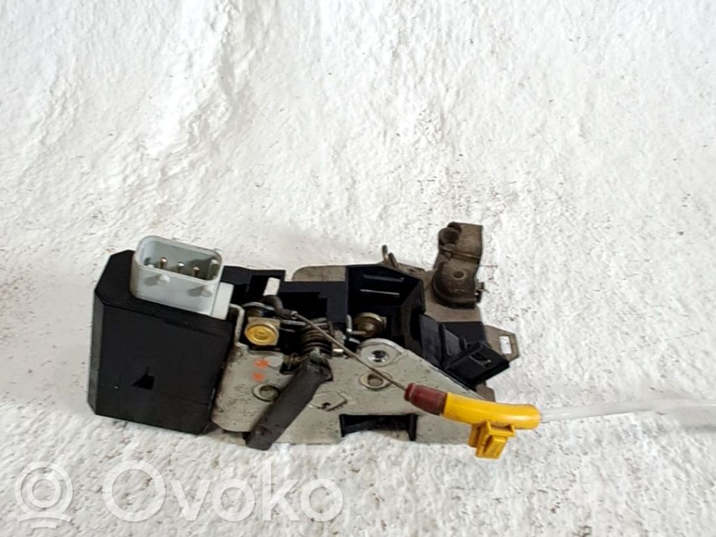 BMW 5 E39 Serratura portiera posteriore