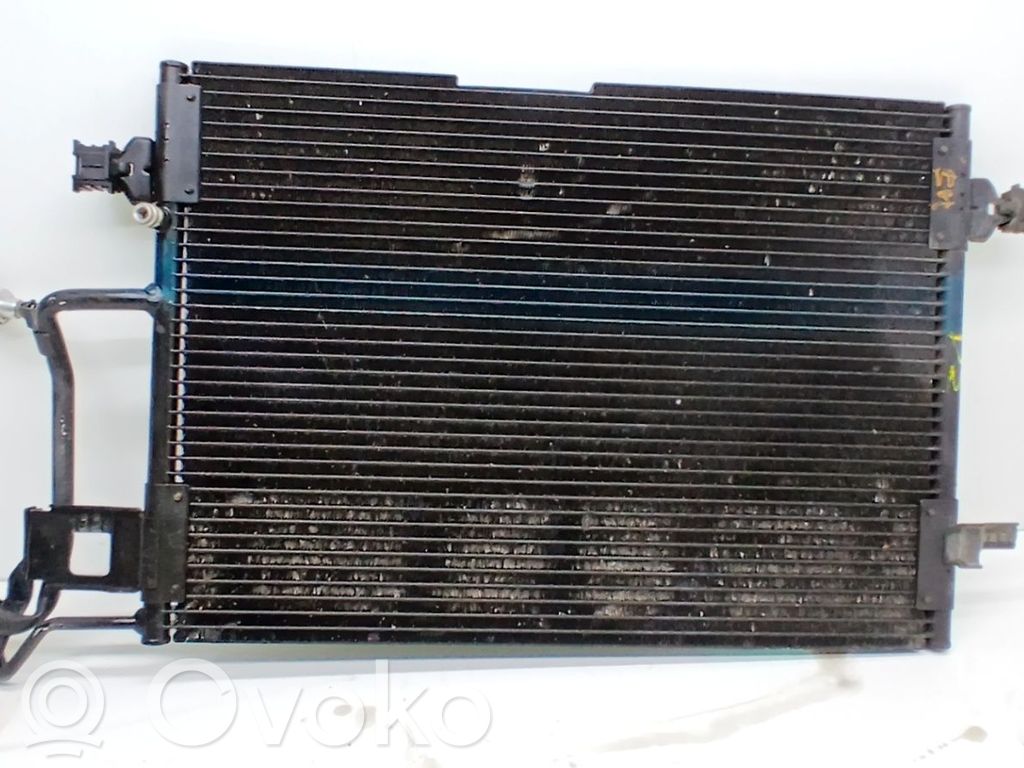 Radiateur condenseur de climatisation   8D1819030B