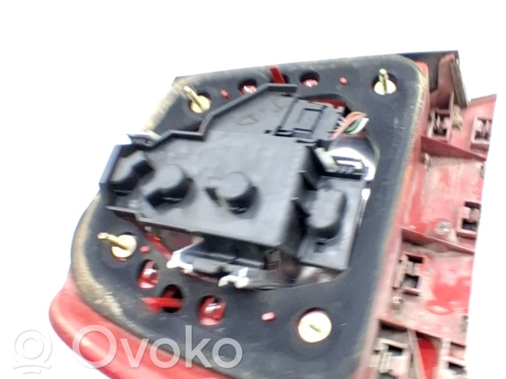 Audi A4 S4 B5 8D Bec lampă spate
