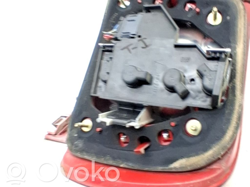 Audi A4 S4 B5 8D Bec lampă spate 