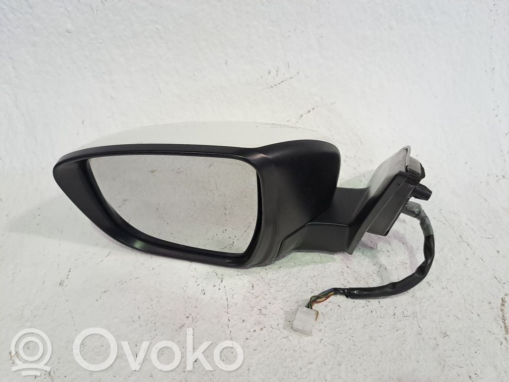 Nissan Qashqai Elektryczne lusterko boczne drzwi 