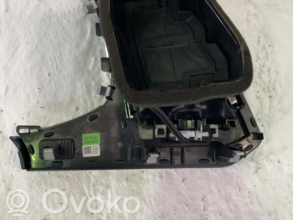 Seat Ateca Luftausströmer Lüftungsdüse Luftdüse frontscheibe 