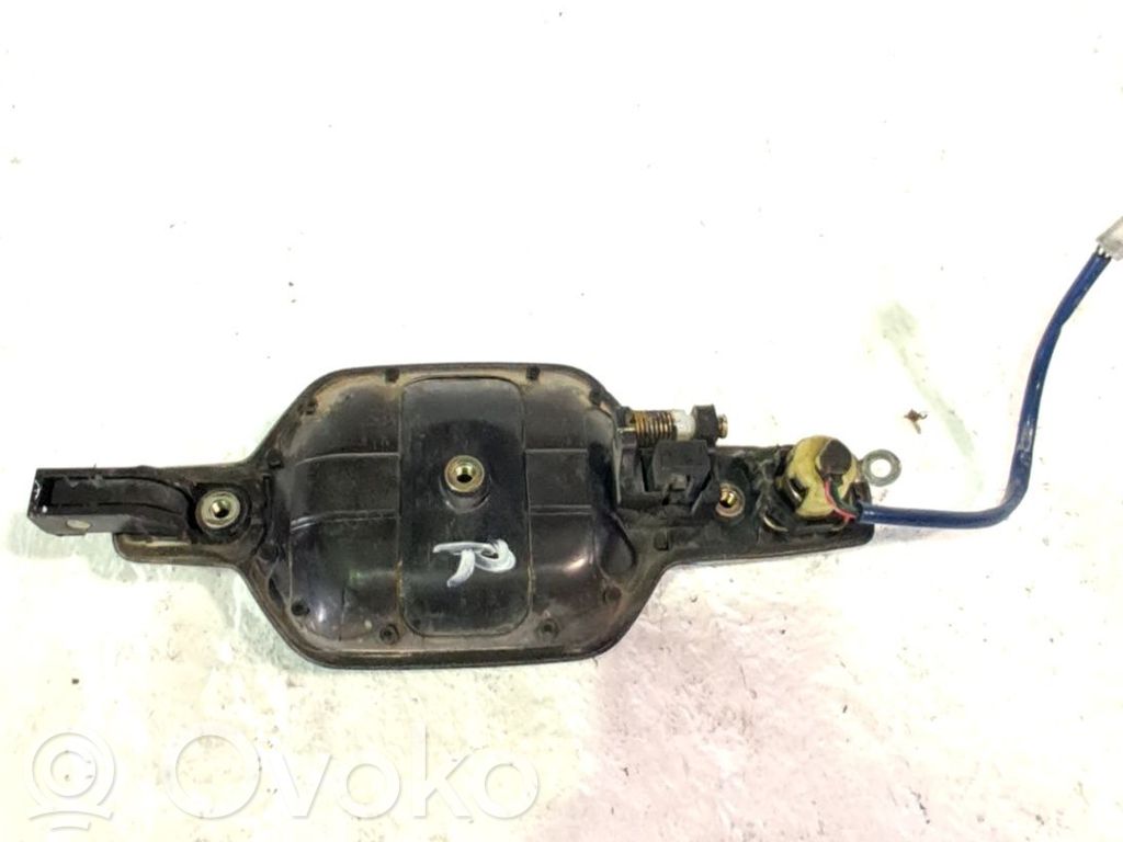 Mitsubishi Montero Manecilla externa puerta delantera 