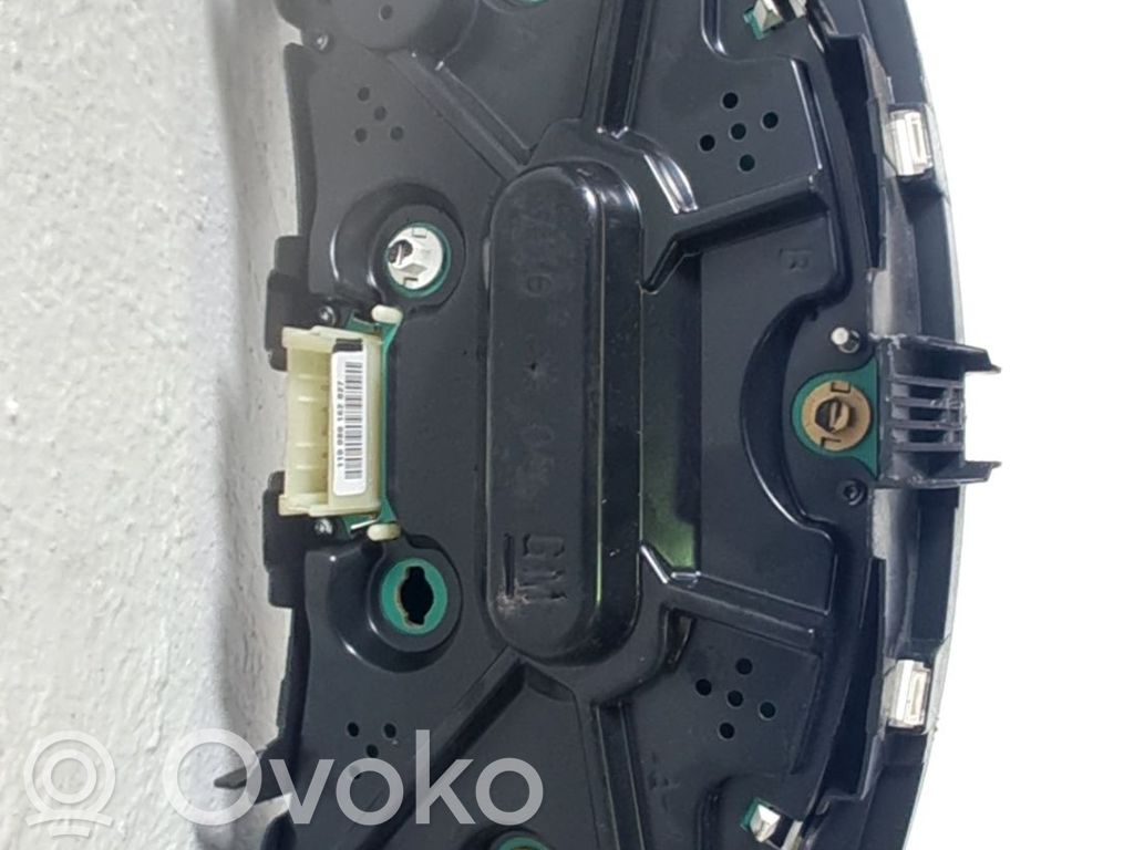 Geschwindigkeitsmesser Cockpit   13173382XU