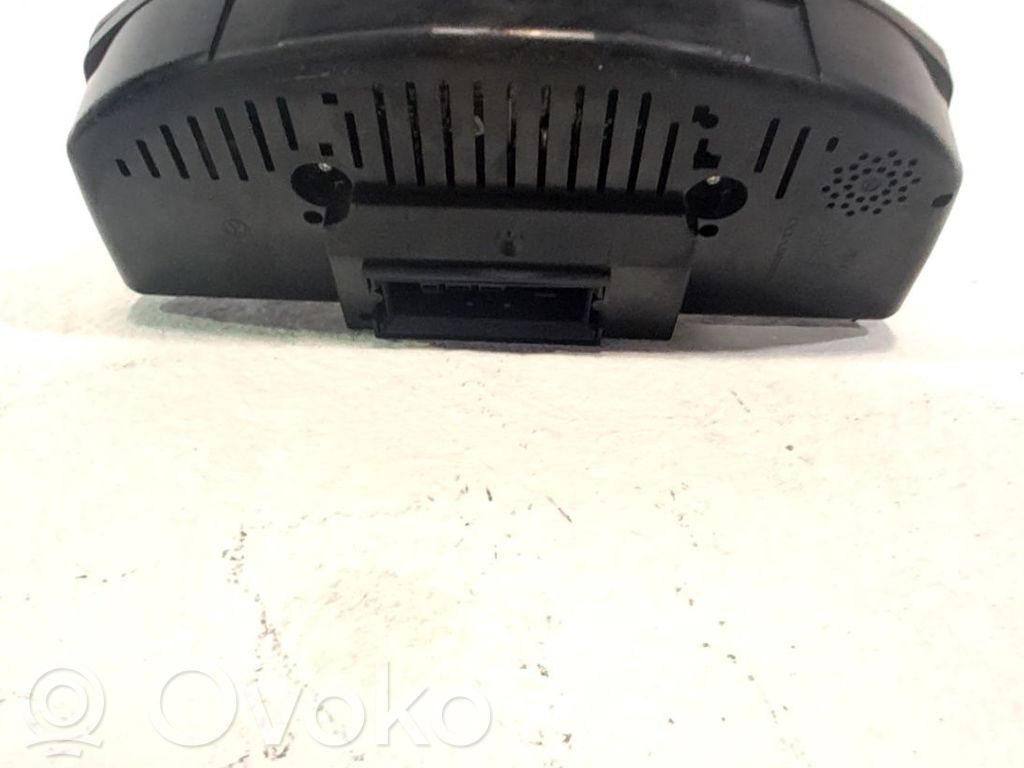 Volkswagen PASSAT CC Tachimetro (quadro strumenti) 