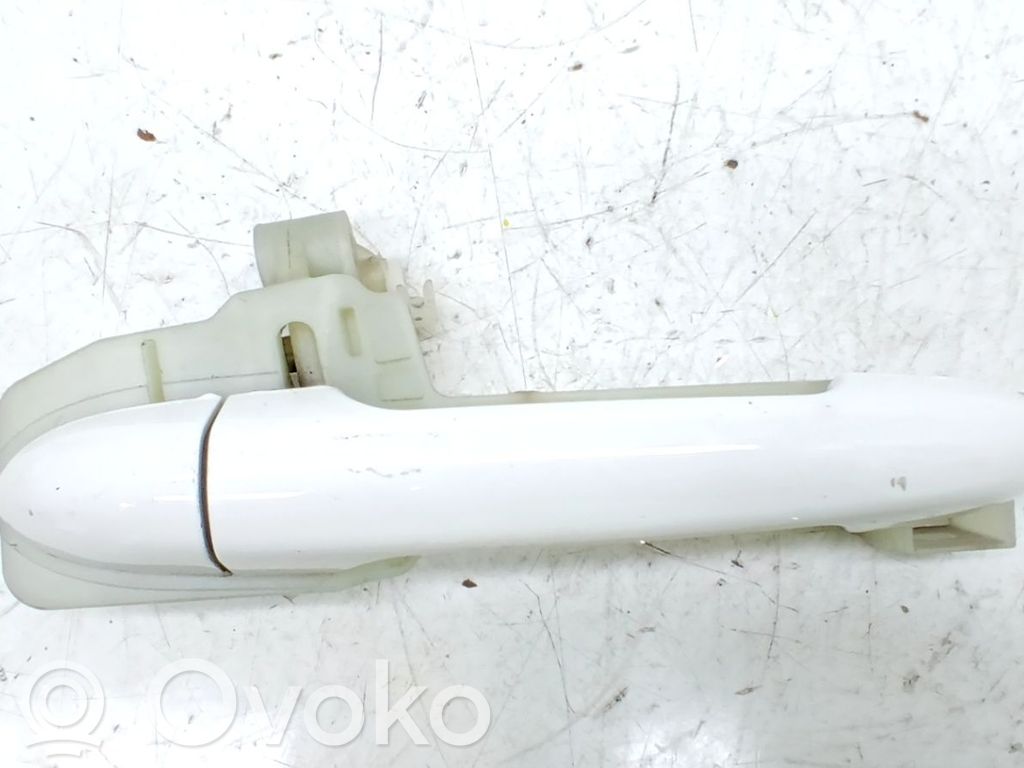 Manecilla externa puerta delantera   826651W000,826511W010