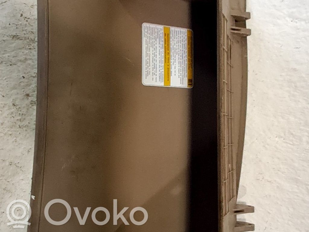 KIA Carnival Schowek deski rozdzielczej 