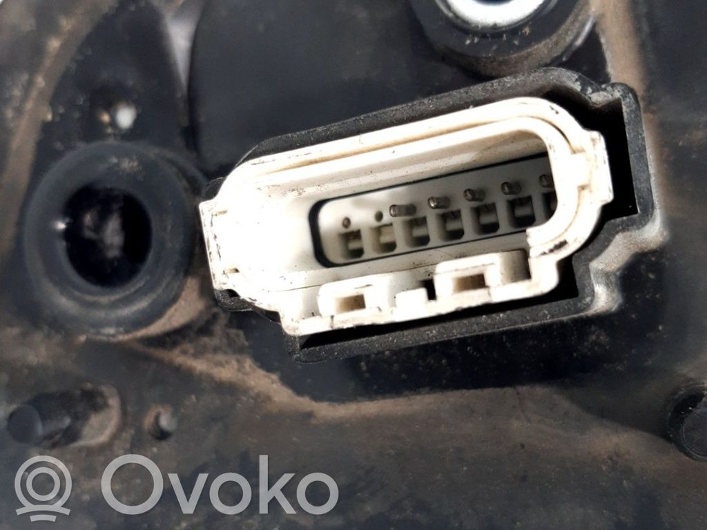 Mitsubishi Space Wagon Elektryczne lusterko boczne drzwi 