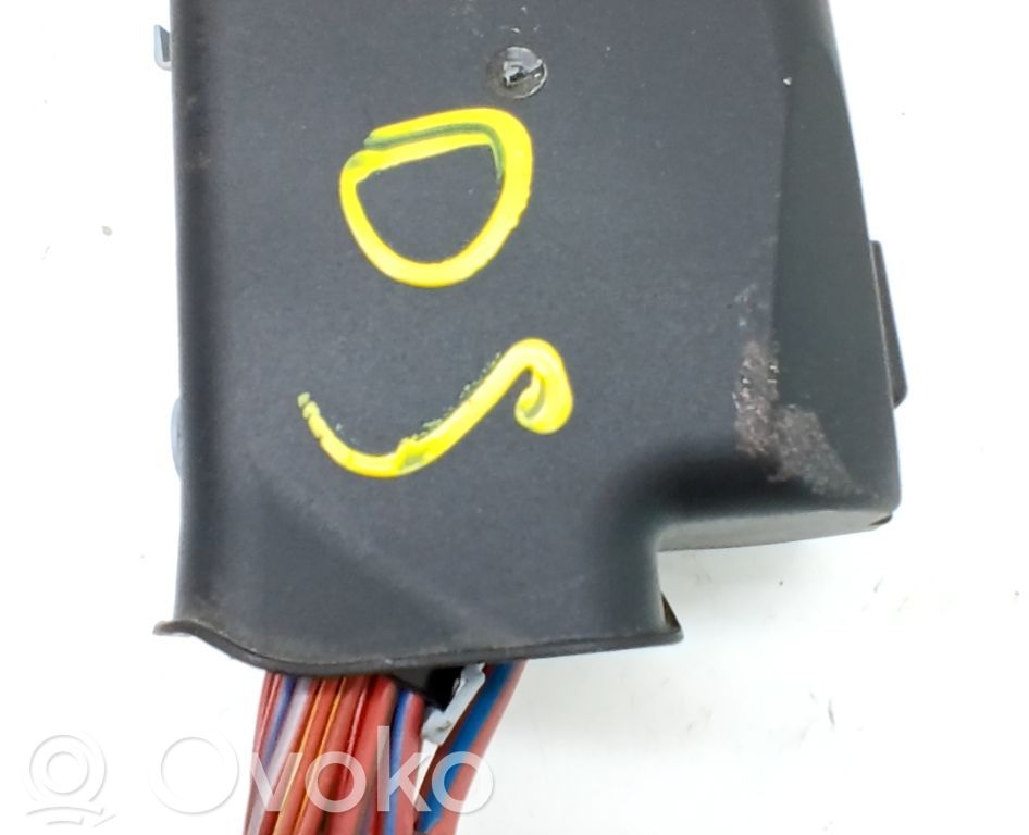 Módulo de fusible   13222786