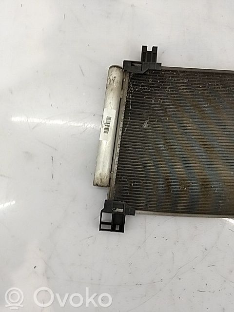 Toyota Yaris Radiatore di raffreddamento