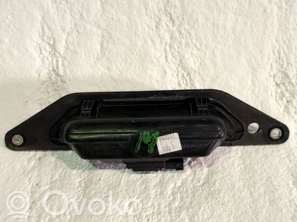 Ford Kuga I Rączka / Uchwyt klapy tylnej / bagażnika 