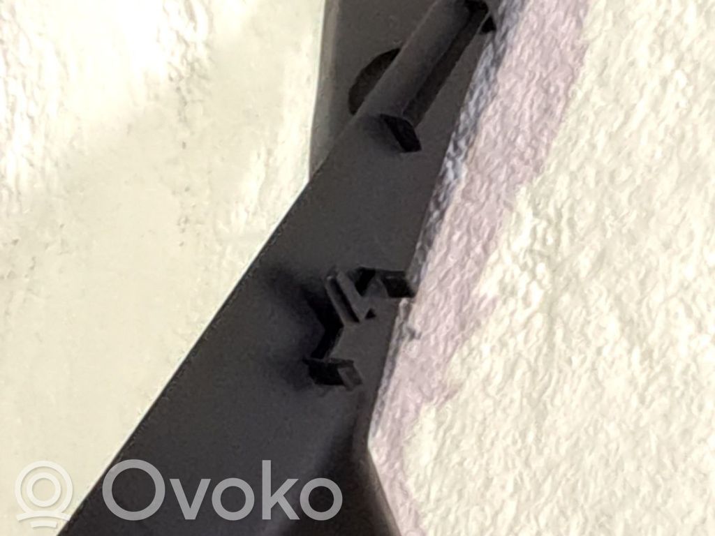 Ford Kuga I Moldura del panel 
