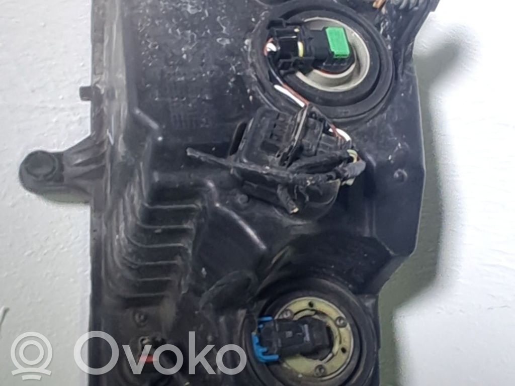 Dodge Avenger Phare frontale 
