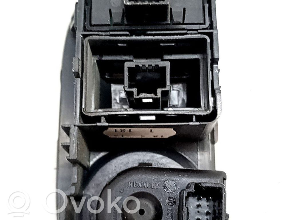 Dacia Sandero Boutons / interrupteurs volant 