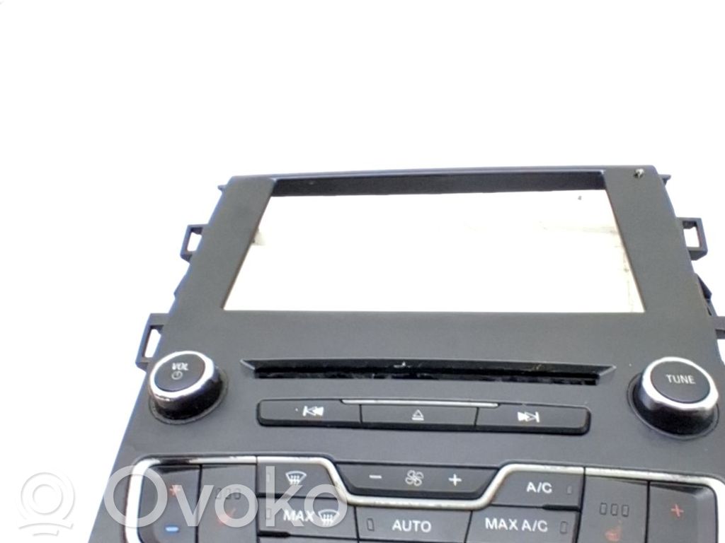 Ford Mondeo MK V Panel klimatyzacji 