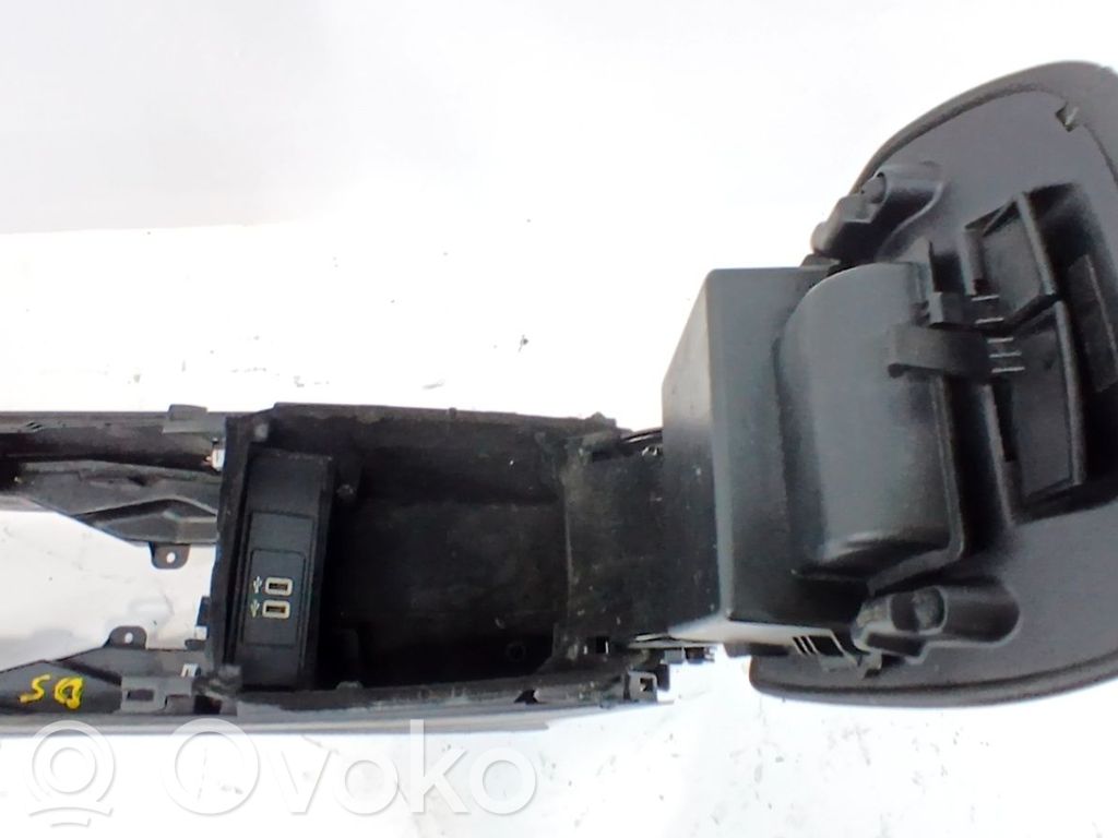 Ford Mondeo MK V Centrinė konsolė 