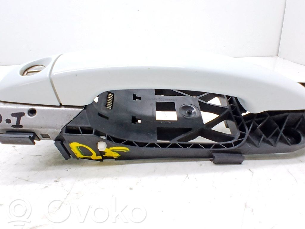 Manecilla externa puerta delantera   8V0837205,8V0837885