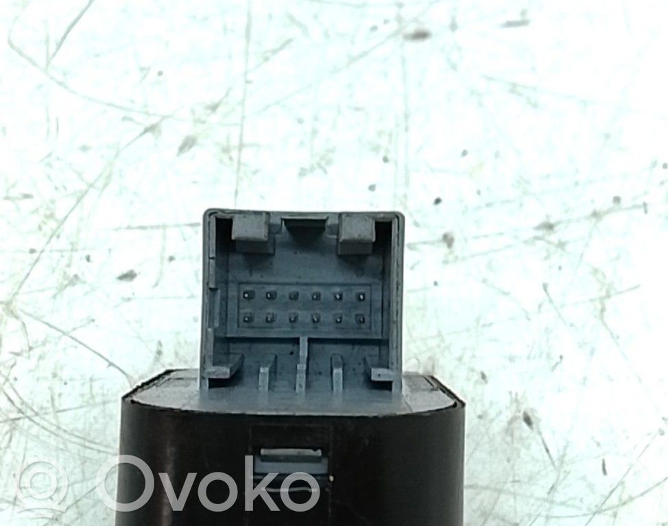 Wing mirror switch   1648325280